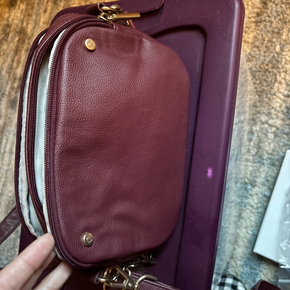Thirty-One Red Crossbody Bag with Sleek Design